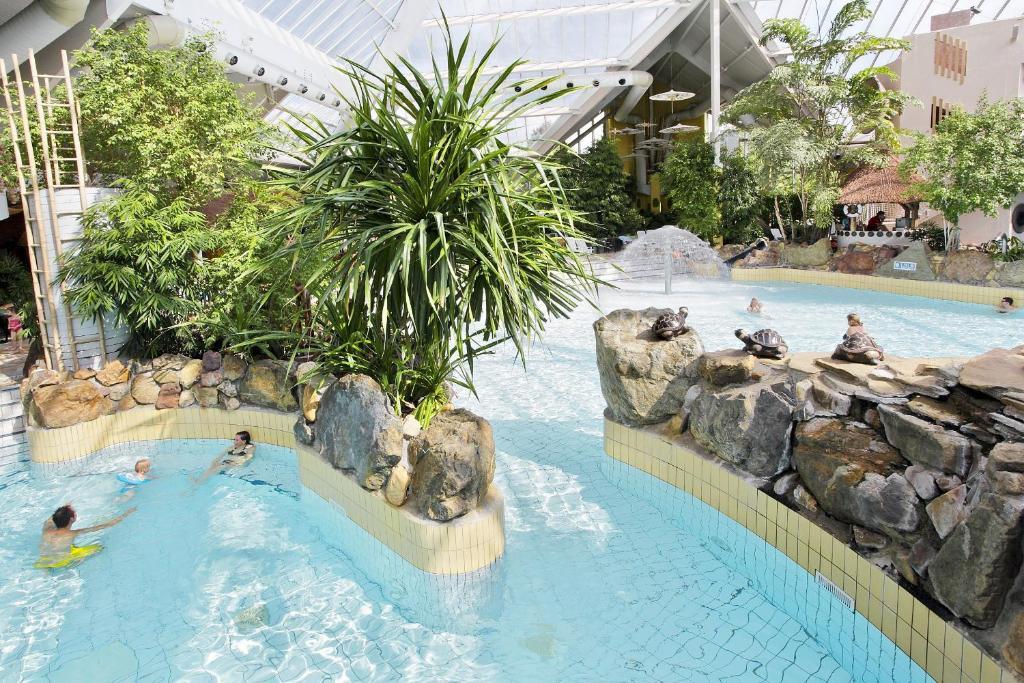 Sunparks Kempense Meren Mol Exterior photo